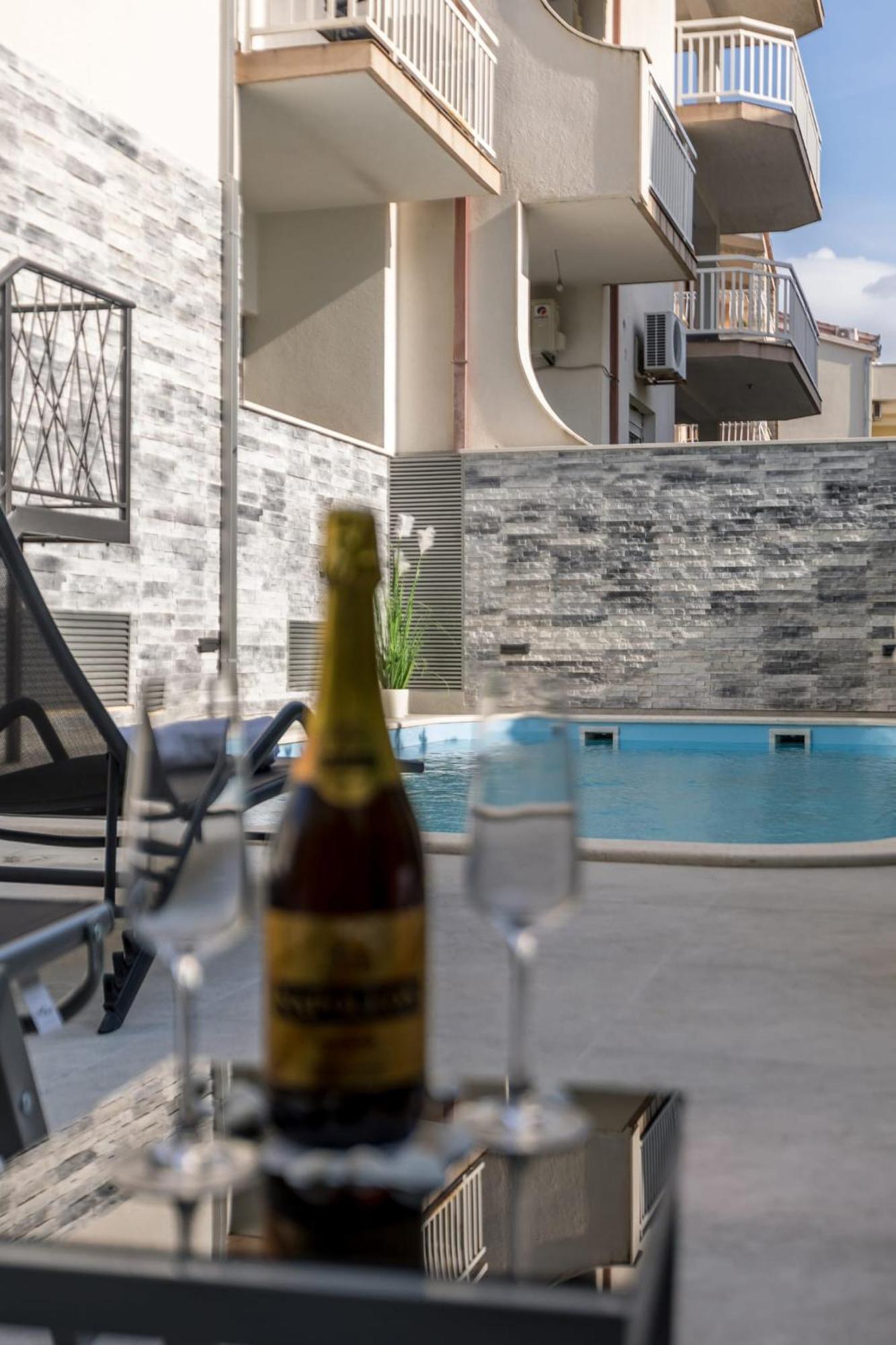 Holiday Apartments Stobrec 2 Split Kültér fotó